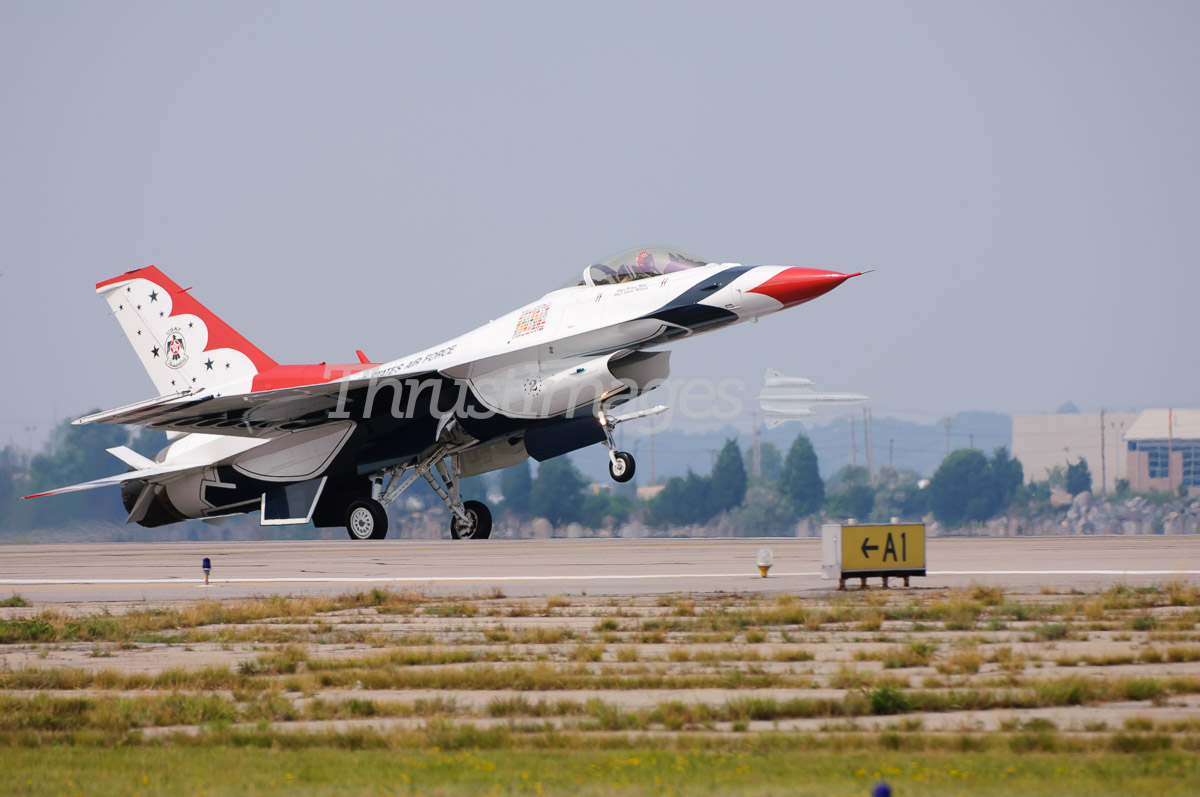 Lockheed F-16CM Fighting FalconREG: 92-3880MSN: CC-122